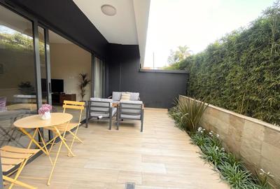 Serviced 2 Bed Apartment with En Suite in Riverside - 2