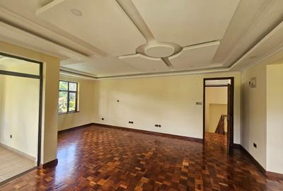 5 Bed House with En Suite in Kitisuru - 3
