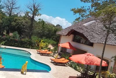 5 Bed Villa with En Suite at Diani Beach