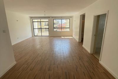 3 Bed Apartment with En Suite in Lavington