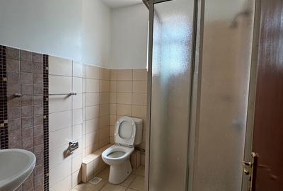 Serviced 3 Bed Apartment with En Suite in Kilimani