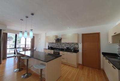 Serviced 2 Bed Apartment with En Suite at Westlands Rd - 4