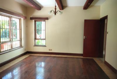 5 Bed Townhouse with Swimming Pool at Few Minutes Drive To Gigiri Close Proximity To Germany School And Roslyn Academy