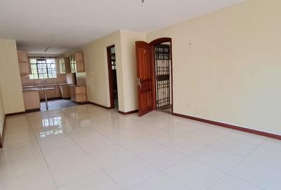 2 Bed Apartment with En Suite in Lavington