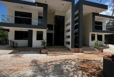 4 Bed Townhouse with En Suite at Karen