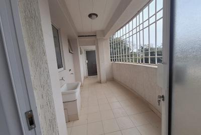 3 Bed Apartment with En Suite in Westlands Area - 2