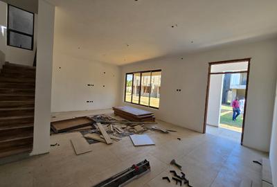 4 Bed House with En Suite at Mariakani - 2