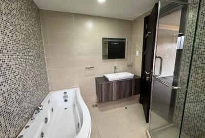 Serviced 4 Bed Apartment with En Suite in Kilimani - 4