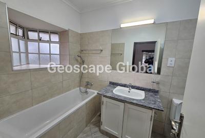 4 Bed Apartment with En Suite in Lavington