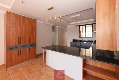 2 Bed Apartment with En Suite at Lantana Road - 3