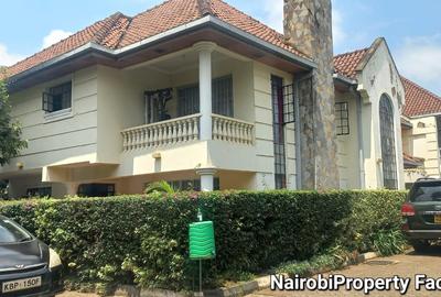 4 Bed Townhouse with En Suite at Lavington Green