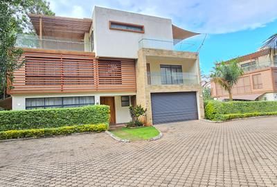 4 Bed Townhouse with En Suite at Convent Drive