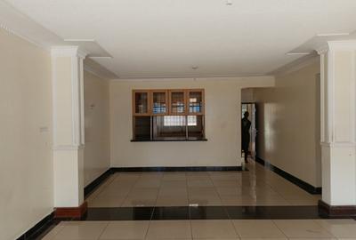 3 Bed Apartment with En Suite at Lavington