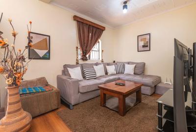 1 Bed Townhouse with En Suite in Kitisuru