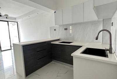 2 Bed Apartment with En Suite in Kilimani - 2