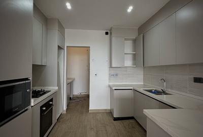 3 Bed Apartment with En Suite at Riverside Drive - 4