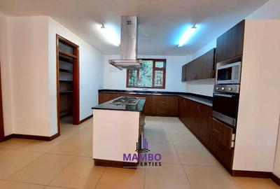 3 Bed Apartment with En Suite at Riverside Drive