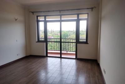 3 Bed Apartment with En Suite at Located In Parklands Few Minutes Drive To Gigiri