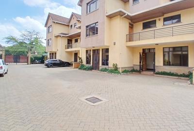 5 Bed Townhouse with En Suite in Lavington