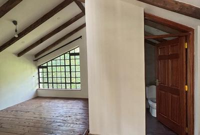 6 Bed House with En Suite in Karen - 4