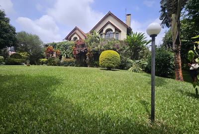 5 Bed House with En Suite in Runda - 4