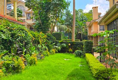 4 Bed Townhouse with En Suite in Lavington