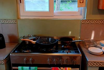 Serviced 1 Bed Apartment with En Suite in Diani - 3