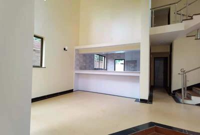 5 Bed Townhouse with En Suite in Lavington