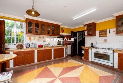 3 Bed House with En Suite in Runda