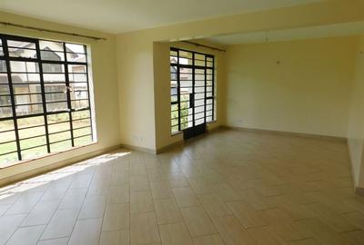 3 Bed House with En Suite at Eden Ville Estate Opposite Five Star Meadows