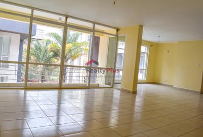 3 Bed Apartment with En Suite in Kilimani - 2