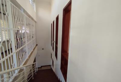 4 Bed Townhouse with En Suite in Runda - 4
