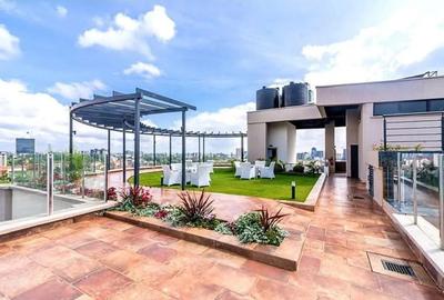 Serviced 3 Bed Apartment with En Suite at Riverside