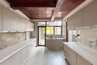 4 Bed Villa in Kiambu Road - 3