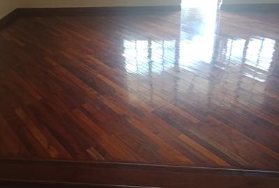 4 Bed Apartment with En Suite in Westlands Area