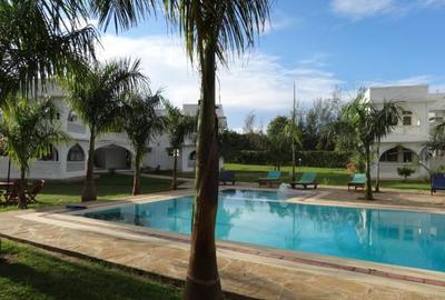 2 Bed Apartment with En Suite at As82 - 2