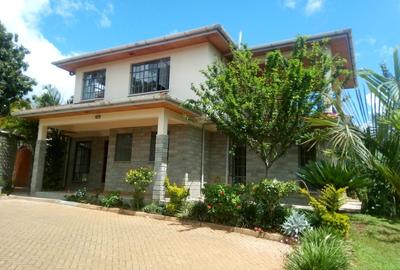 4 Bed House with En Suite in Runda