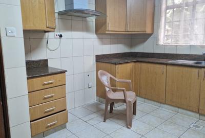 4 Bed House with En Suite at Lavington