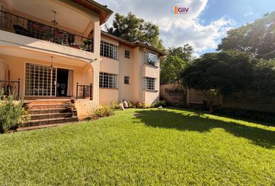 Serviced 3 Bed Apartment with En Suite in Spring Valley