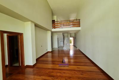 3 Bed Apartment with En Suite at Muthangari Drive