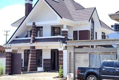 4 Bed House with En Suite at Membley