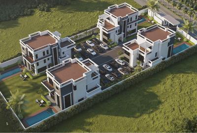 5 Bed Townhouse with En Suite in Lavington