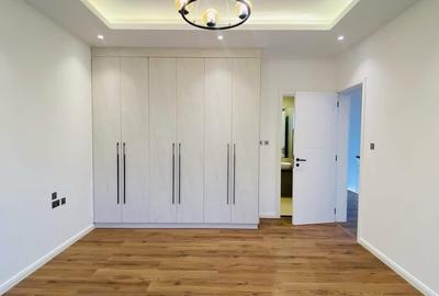 5 Bed Townhouse with En Suite at Mzima Springs - 4