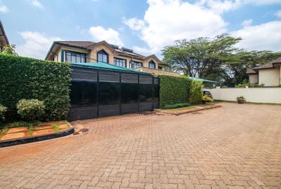 4 Bed Townhouse with En Suite in Kiambu Road