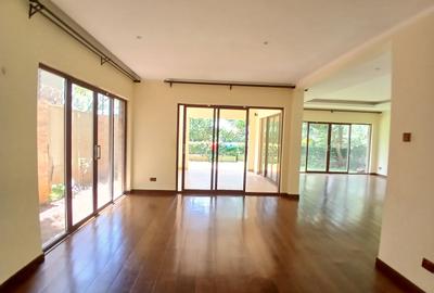 5 Bed Townhouse with En Suite at Lavington Green - 4