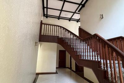 4 Bed Townhouse with En Suite in Westlands Area - 4