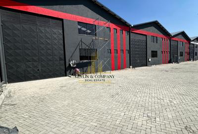5,700 ft² Warehouse with Service Charge Included in Mombasa Road