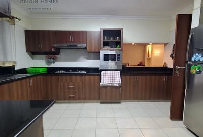 Furnished 3 Bed Apartment with En Suite at Dennis Pritt Road