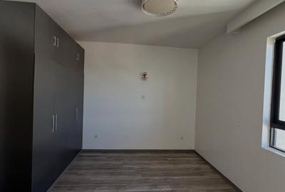 3 Bed Apartment with En Suite at Valley Arcade - 4