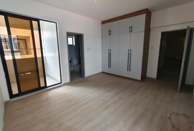 5 Bed Apartment with Staff Quarters in Parklands